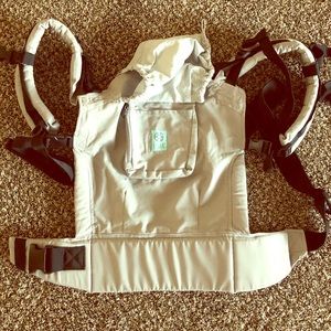 Lillebaby carrier
